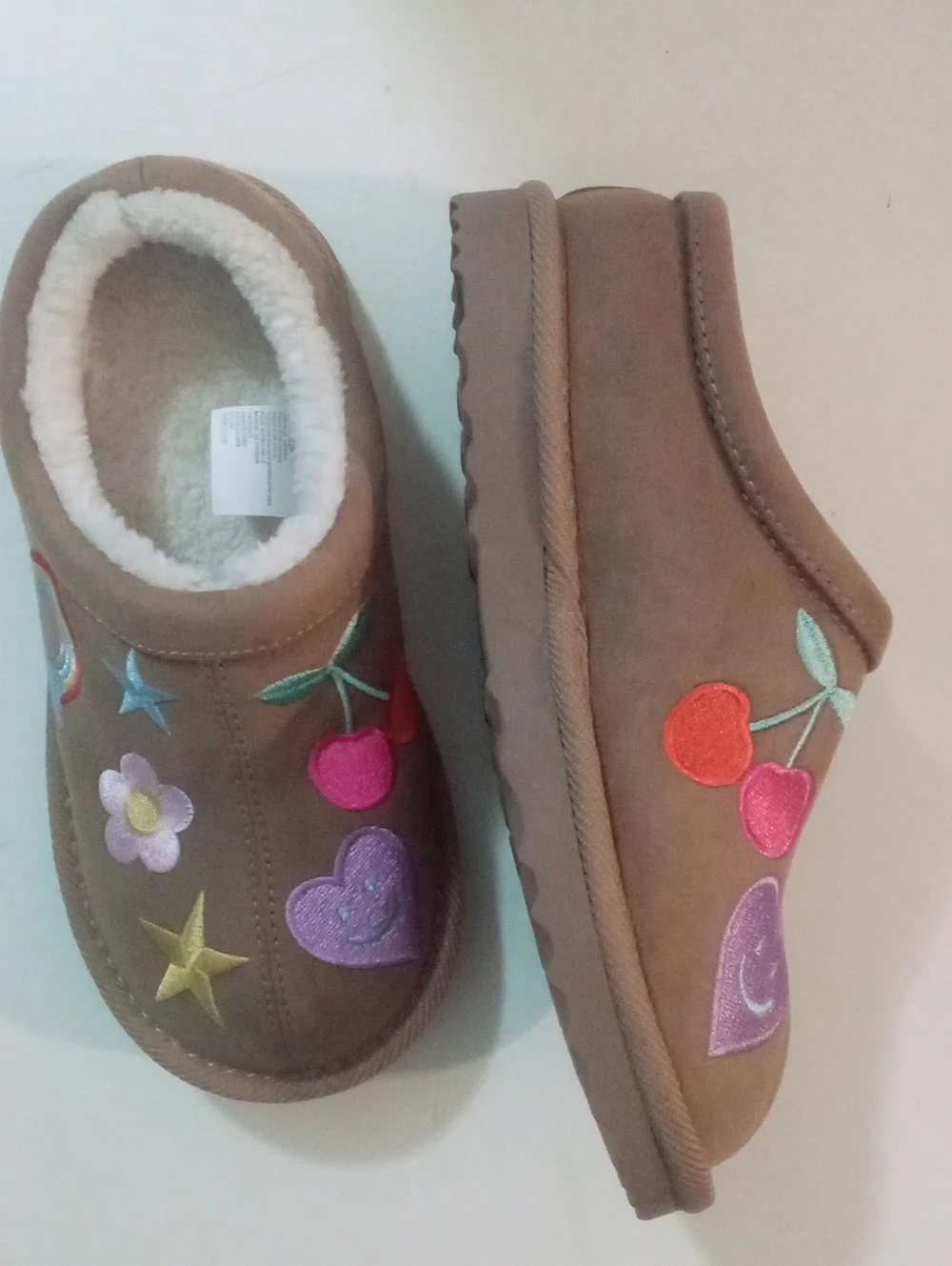 Kids Brown Cozy Slipper Shoes with Colorful Embroidered Hearts & Stars Sz 13 New